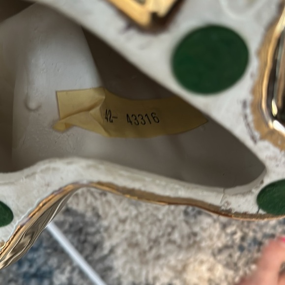 Antique 1976 Jaru 24k Gold Plated Porcelain Sculpture 16 Inches 9.5 Inches - Picture 7 of 7